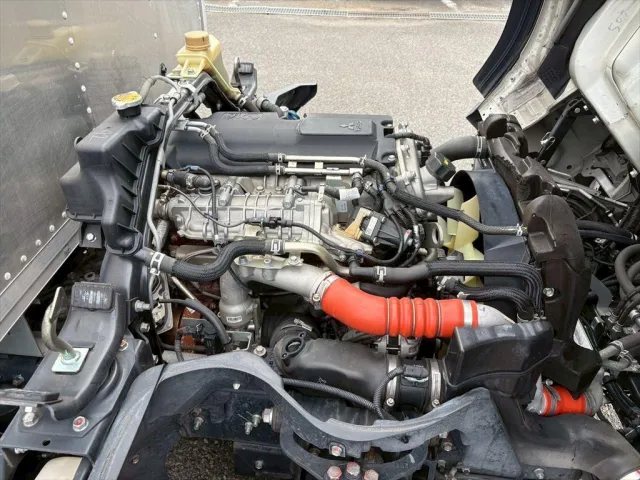 三菱 キャンター 2RG-FBA20(2WD)の写真19