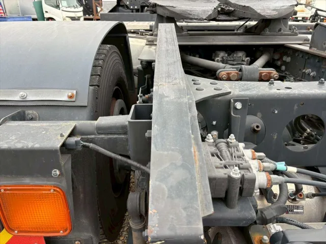 三菱 スーパーグレート 2RG-FP74HDR(2WD)の写真11