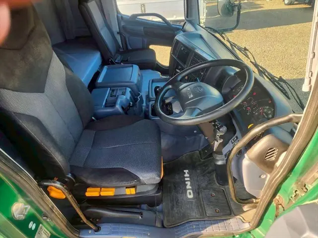 日野 プロフィア BDG-FR1EXYA(6x2)の写真21