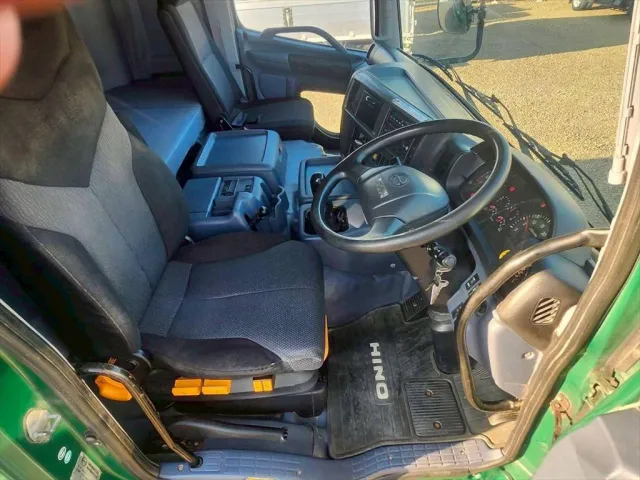 日野 プロフィア BDG-FR1EXYA(6x2)の写真21