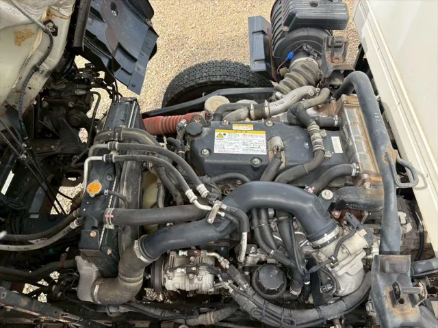 いすゞ フォワード TKG-FRR90T2(2WD)の写真19