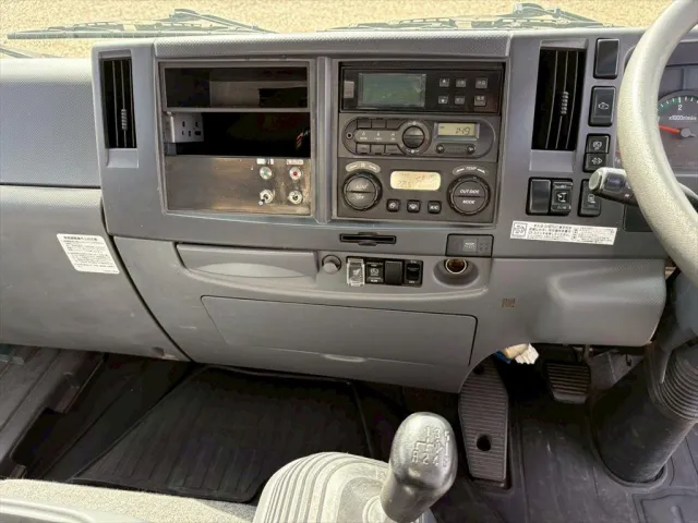 いすゞ フォワード TKG-FRR90T2(2WD)の写真22