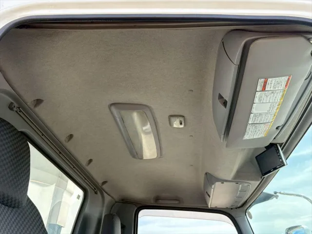 いすゞ フォワード TKG-FRR90T2(2WD)の写真24