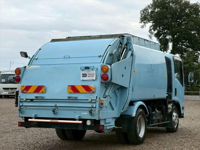 いすゞ エルフ SKG-NPR85YN(2WD)の写真4