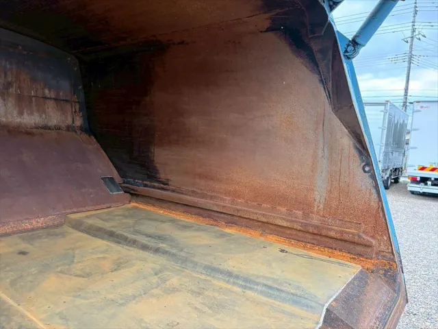 いすゞ エルフ SKG-NPR85YN(2WD)の写真10