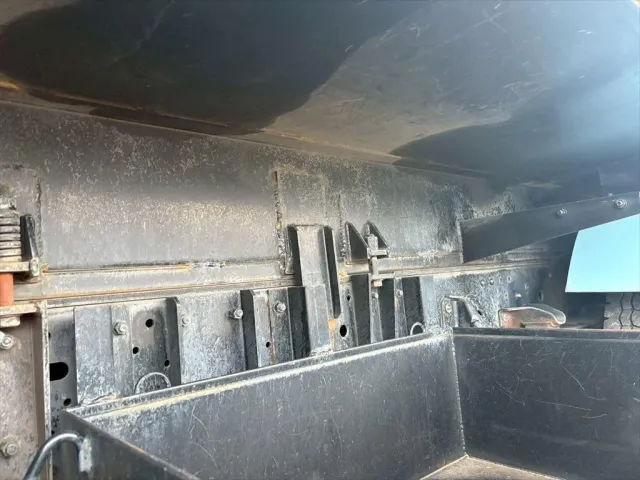 いすゞ エルフ SKG-NPR85YN(2WD)の写真16