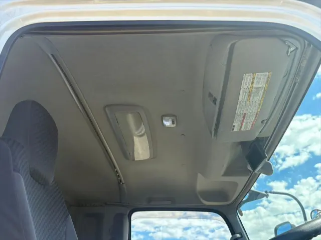 いすゞ フォワード 2RG-FRR90T2(2WD)の写真24