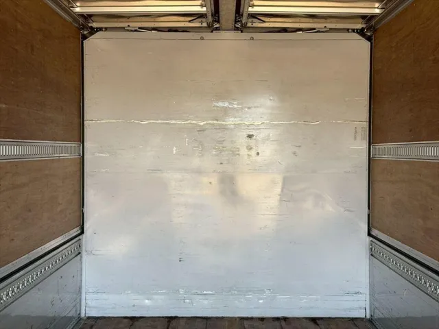 いすゞ フォワード TKG-FRR90T2(2WD)の写真7