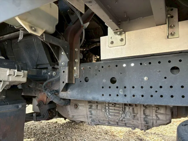 いすゞ フォワード TKG-FRR90T2(2WD)の写真14