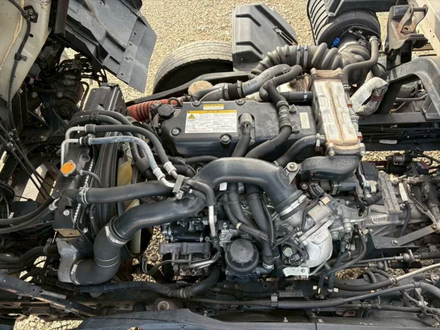 いすゞ フォワード TKG-FRR90T2(2WD)の写真18