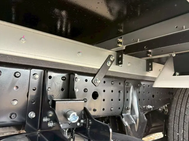 三菱 キャンター 2RG-FBA20(2WD)の写真16