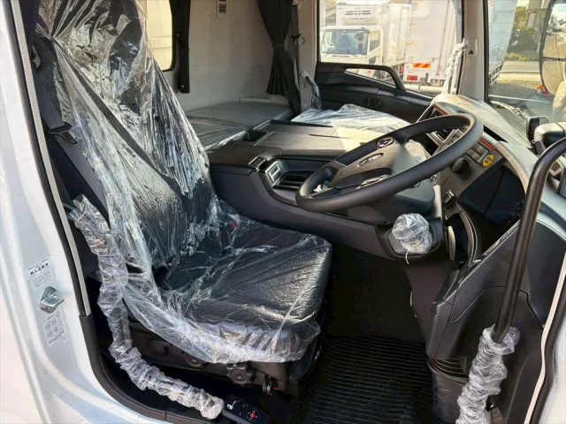 三菱 スーパーグレート 2PG-FS84VZ(8x4)の写真21