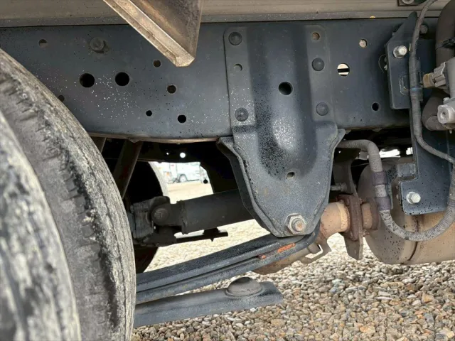 いすゞ エルフ 2RG-NLR88AN(2WD)の写真17