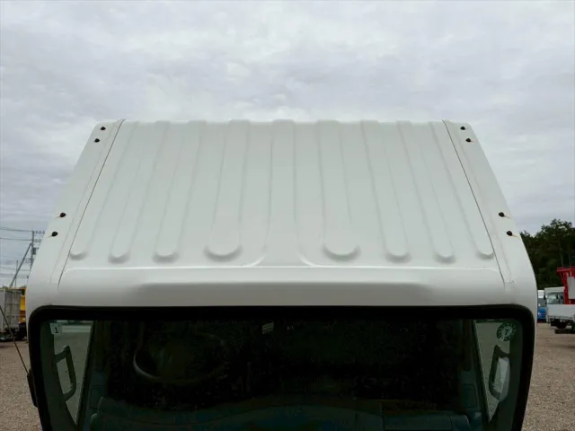 いすゞ エルフ 2RG-NLR88AN(2WD)の写真20