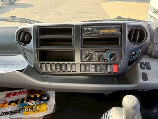 日野 デュトロ 2KG-XZU700X(2WD)の写真22