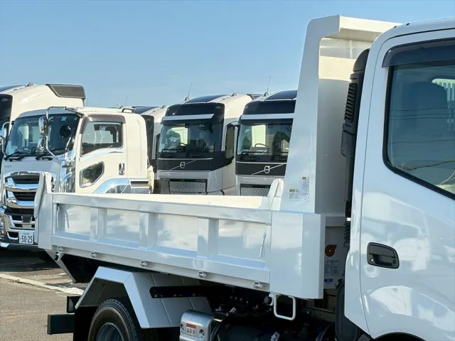 日野 デュトロ 2KG-XZU700X(2WD)の写真5