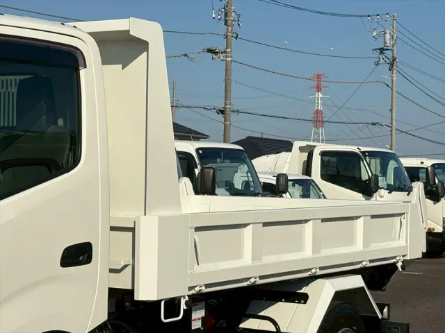 日野 デュトロ 2KG-XZU700X(2WD)の写真6