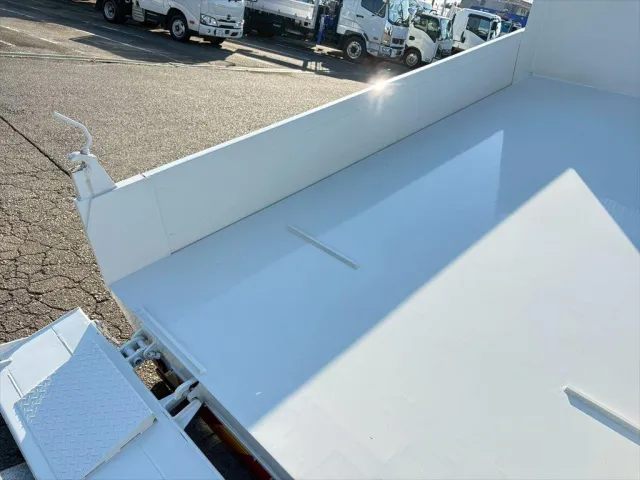 日野 デュトロ 2KG-XZU700X(2WD)の写真9