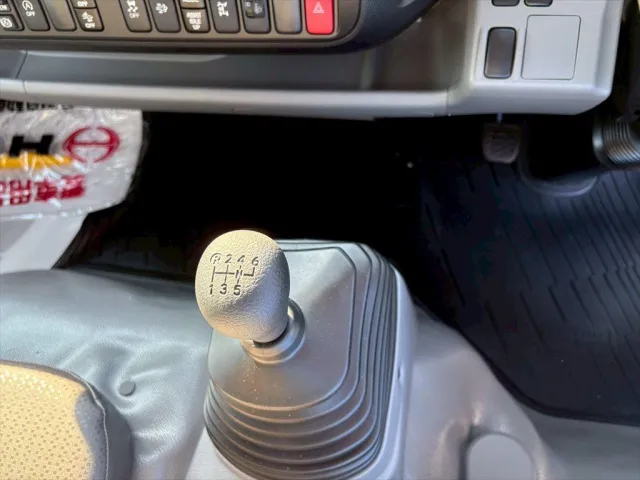 日野 デュトロ 2KG-XZU700X(2WD)の写真23