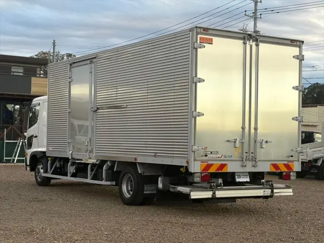 日野 レンジャー 2KG-FD2ABA(2WD)の写真3