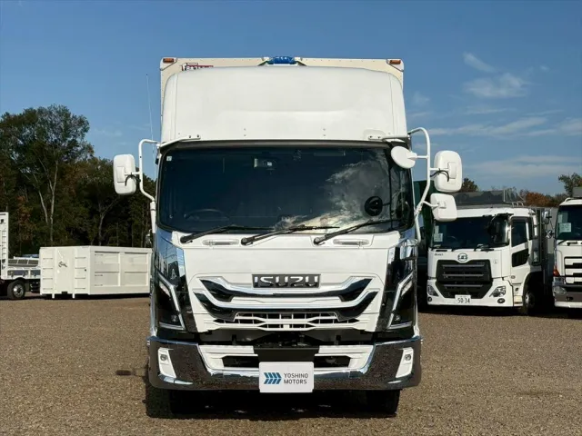 いすゞ フォワード 2RG-FTR90V4(2WD)の写真15