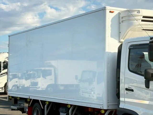 日野 レンジャー 2KG-FC2ABG(2WD)の写真5