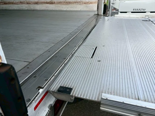 日野 レンジャー 2KG-FC2ABG(2WD)の写真16