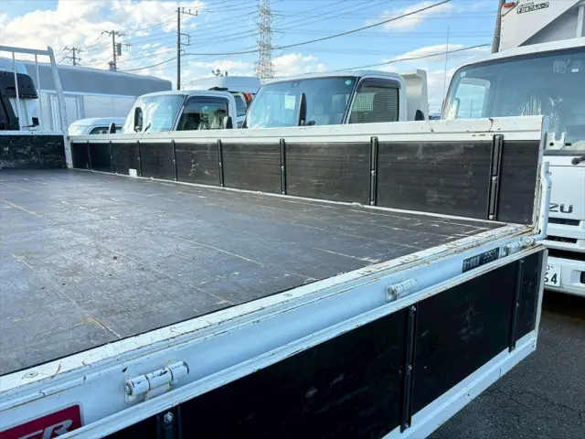 三菱 ファイター 2KG-FK62F(2WD)の写真10