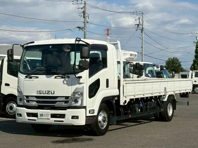 いすゞ フォワード 2PG-FRR90S2(2WD)の写真1