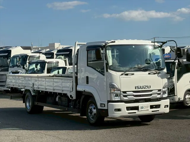 いすゞ フォワード 2PG-FRR90S2(2WD)の写真2