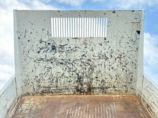 いすゞ エルフ 2RG-NKR88AT(2WD)の写真7