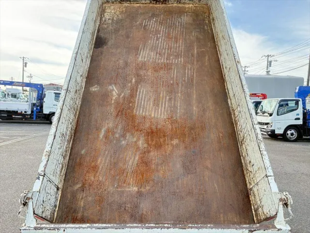 いすゞ エルフ 2RG-NKR88AT(2WD)の写真8