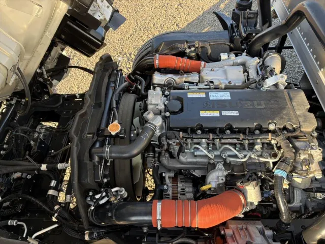 いすゞ エルフ 2RG-NPR88AN(2WD)の写真18