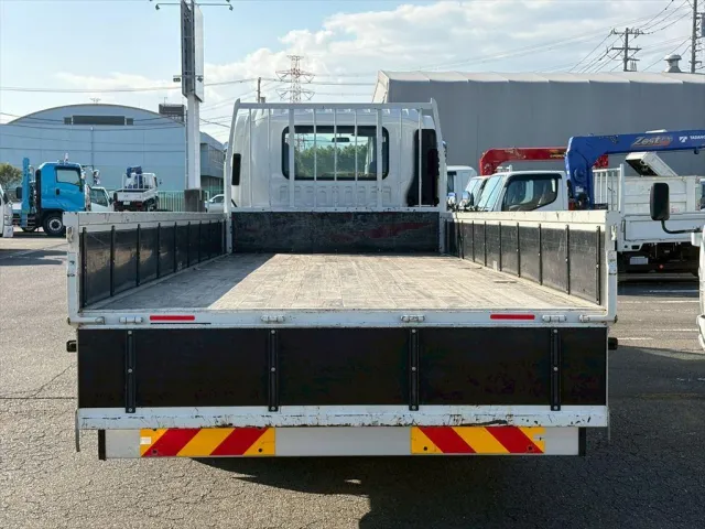 いすゞ フォワード 2PG-FRR90S2(2WD)の写真11