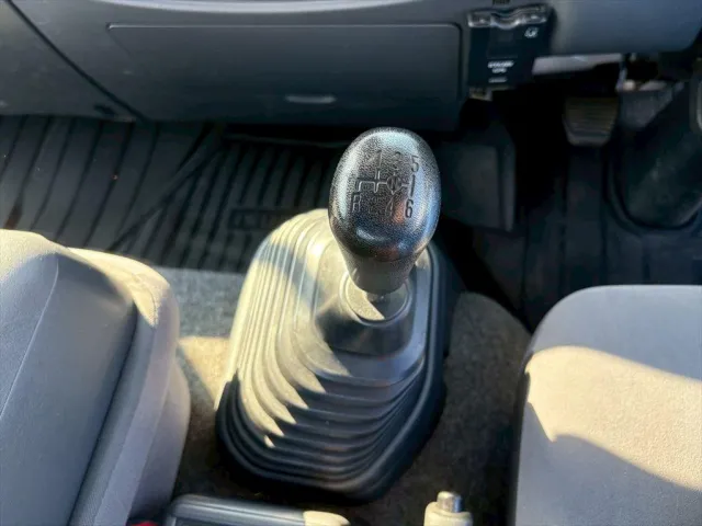 いすゞ フォワード 2PG-FRR90S2(2WD)の写真23