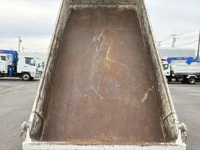 いすゞ エルフ 2RG-NKR88AT(2WD)の写真8