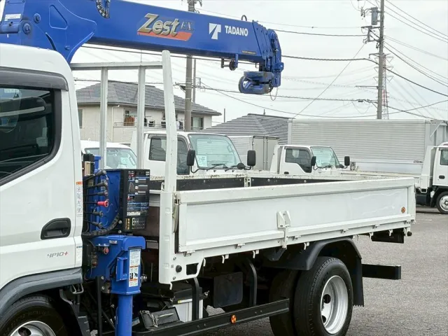 三菱 キャンター 2RG-FEA80(2WD)の写真6