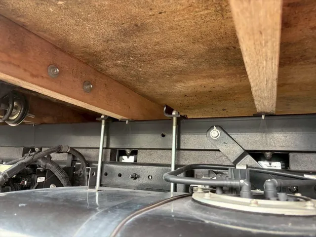 三菱 キャンター 2RG-FEA80(2WD)の写真18