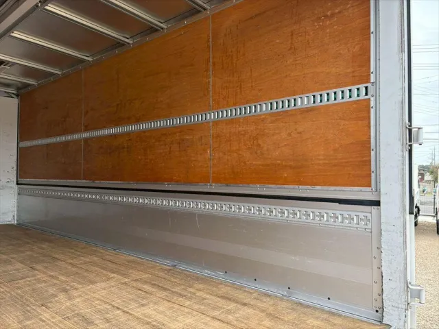 三菱 ファイター 2KG-FK62FZ(2WD)の写真10