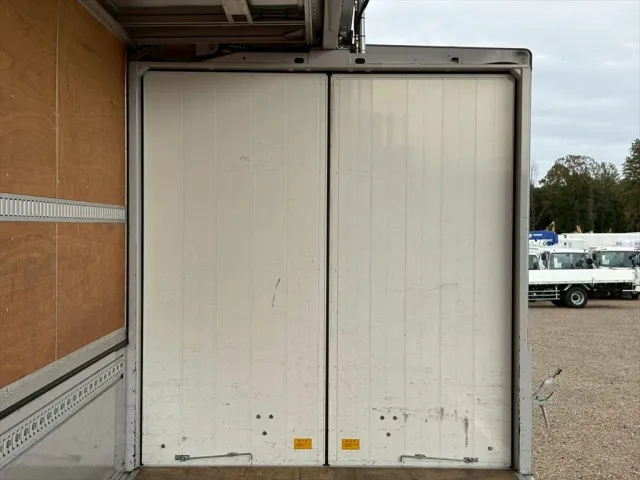 三菱 ファイター 2KG-FK62FZ(2WD)の写真13