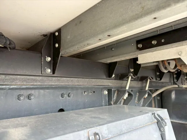 三菱 ファイター 2KG-FK62FZ(2WD)の写真15