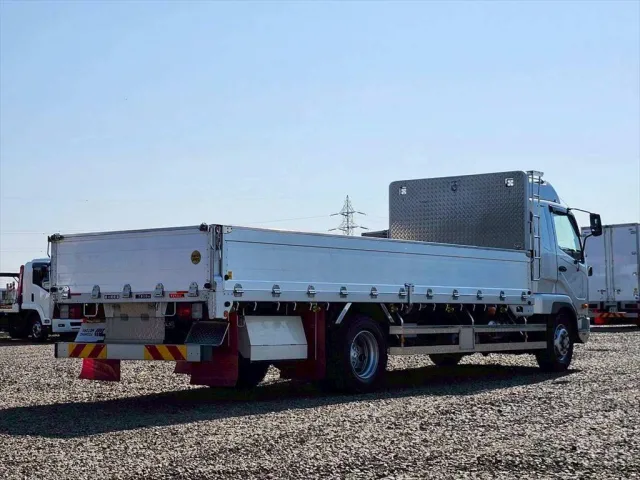 三菱 ファイター 2KG-FK62FZ(2WD)の写真4