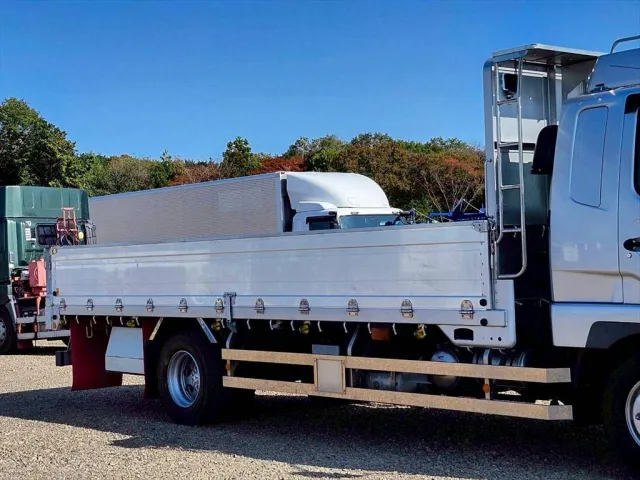 三菱 ファイター 2KG-FK62FZ(2WD)の写真5