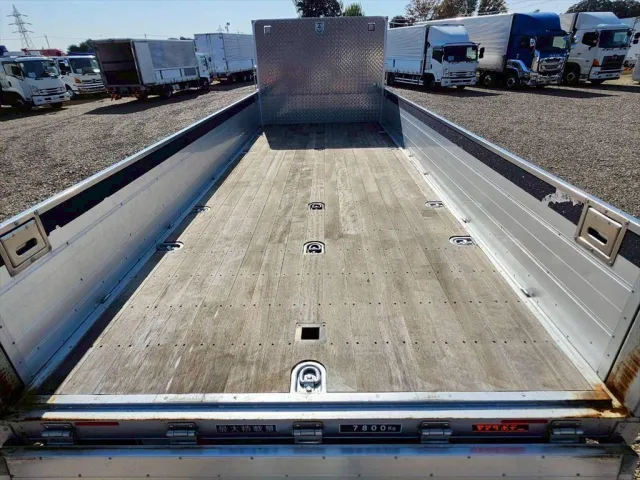 三菱 ファイター 2KG-FK62FZ(2WD)の写真8