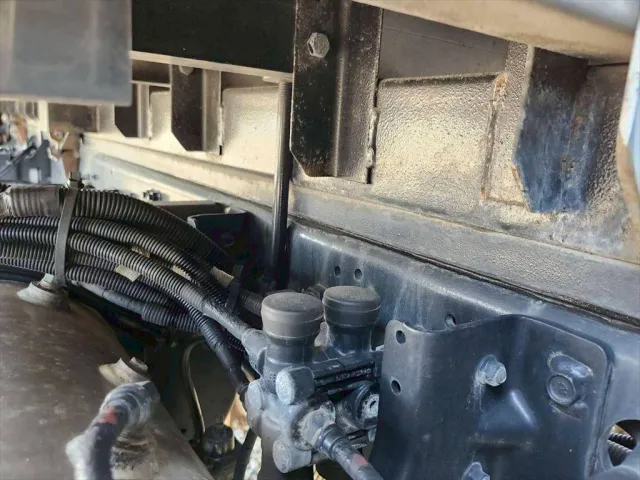 三菱 ファイター 2KG-FK62FZ(2WD)の写真15