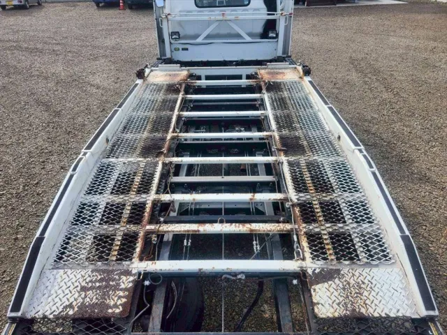 三菱 キャンター TKG-FEB90(2WD)の写真12