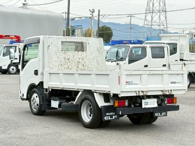 いすゞ エルフ 2RG-NKR88AT(2WD)の写真3