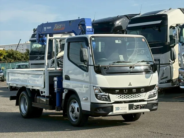 三菱 キャンター 2RG-FEAV0(2WD)の写真2