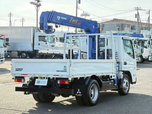 三菱 キャンター 2RG-FEAV0(2WD)の写真4