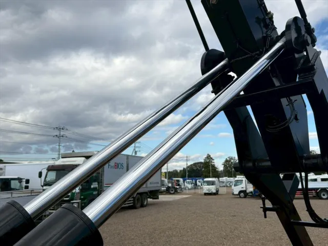 日野 レンジャー SDG-FX7JEAA(4WD)の写真9